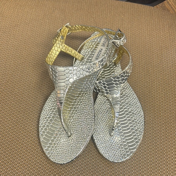 Steve Madden Shoes - Steve Madden Metallic Textured Sandals